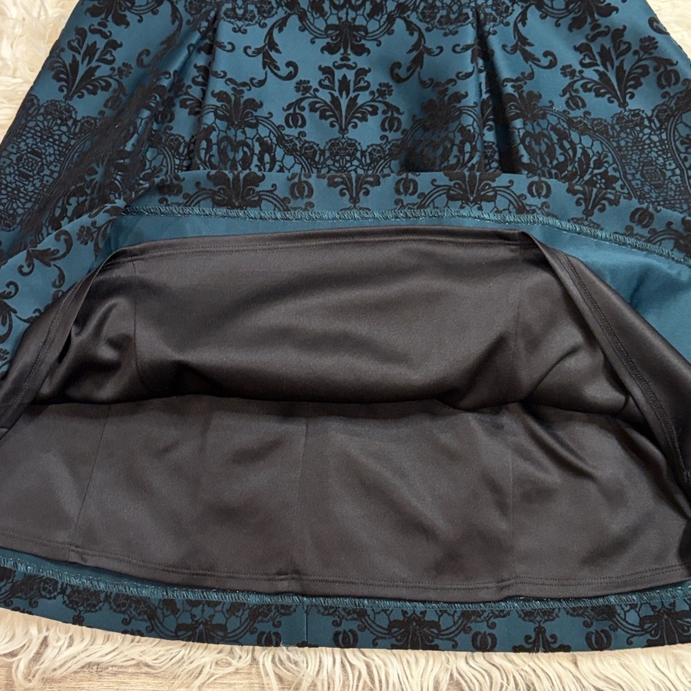 Vince Camuto fit and flare mini dress brocade raised velvet damask print lined 6 - Picture 10 of 12